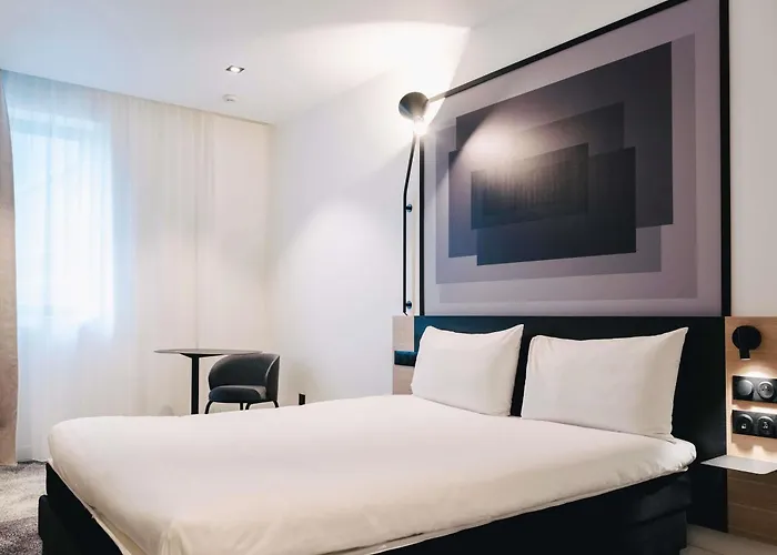 Ibis Rouen Centre Rive Droite Pasteur Hotel